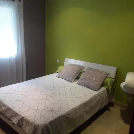 Villa *